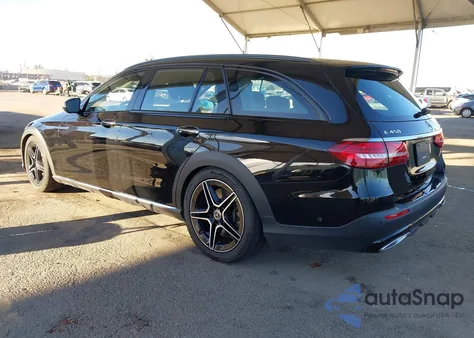 2022 Mercedes-Benz E 450 4Matic All-Terrain z USA, uszkodzony, nr VIN W1KZH6AB8NB061911